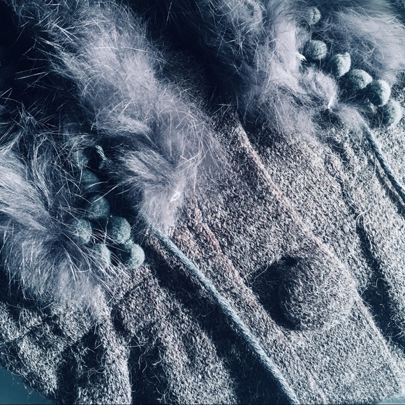 Anthro β Ryu Faux Fur Sweater Vest in Grey Size Small - Picture 3 of 8